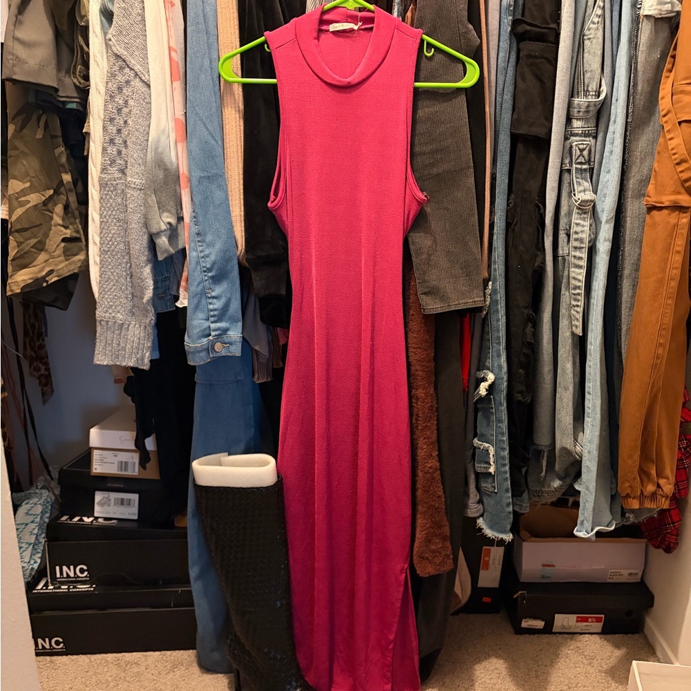 Heart Hips Fuchsia Sleeveless Maxi Dress